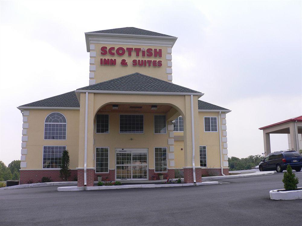 Super 8 By Wyndham Harrisburg Hershey North Екстер'єр фото